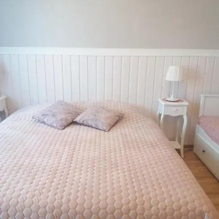 Hostel Nurmbergi Maja *