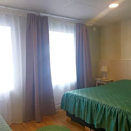 Nurmbergi Maja Vandrerhjem Viljandi (Viljandimaa)