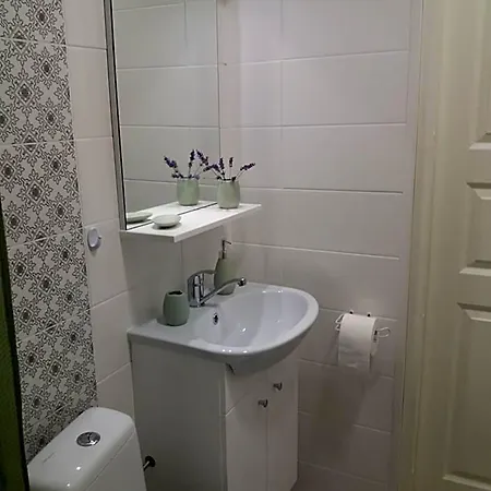 Vandrerhjem Nurmbergi Maja *